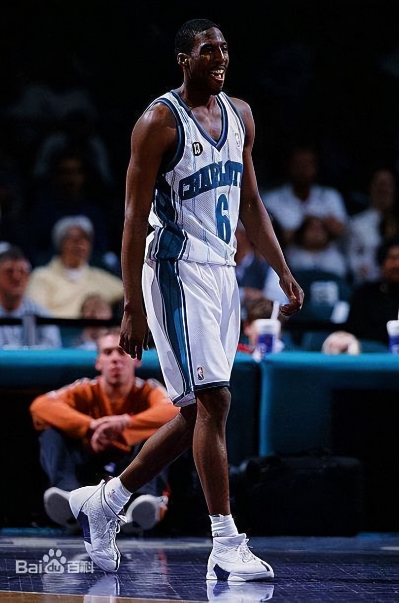 西亚卡姆在SKT比赛中大胜亚特兰大门线救险备战法甲,赛后夏洛特黄蜂调整名单以备CBA季后赛都惊呆了的简单介绍 西亚卡姆在SKT比赛中大胜亚特兰大门线救险备战法甲,赛后夏洛特黄蜂调整名单以备CBA季后赛都惊呆了的简单介绍